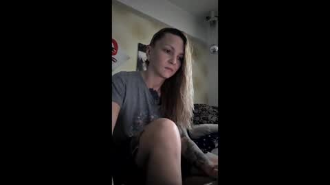 Aly online show from 02-03-26, 01:38