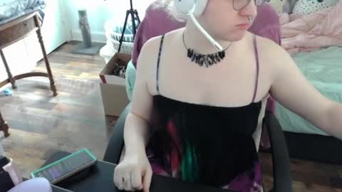 Snapshot of alyxiabewbs chatting on 04-23-26, 07:16 alyxiabewbs online show from 04-23-26, 07:16