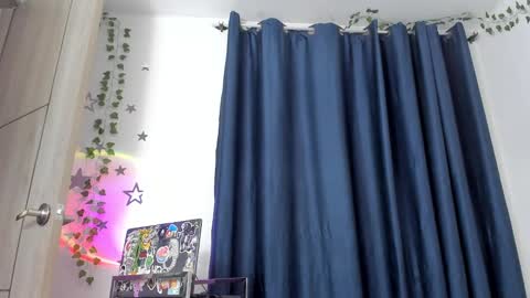    online show from 01-12-25, 01:11