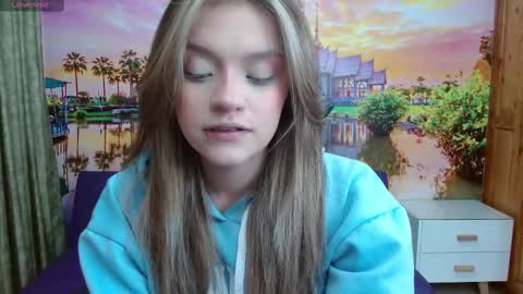 Snapshot of alyy_cute chatting on 02-16-25, 01:27 Alyy online show from 02-16-25, 01:27