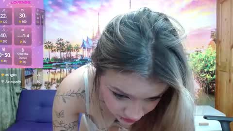 Snapshot of alyy_cute chatting on 03-06-25, 05:33 Alyy online show from 03-06-25, 05:33