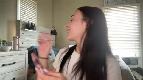 Aly online show from 04-30-26, 06:03