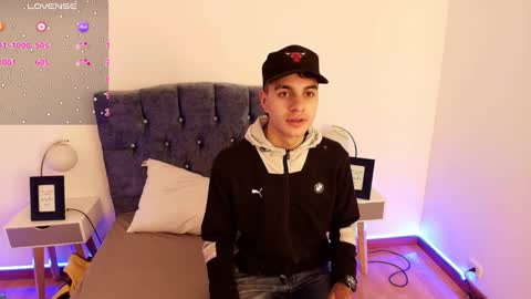 Amadeo Wild online show from 12-04-24, 01:53