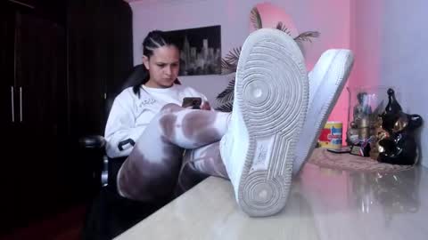 Snapshot of amaia_bushida chatting on 03-10-26, 02:16 anny online show from 03-10-26, 02:16