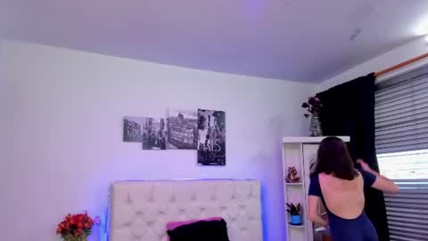 B I A N C A online show from 06-14-26, 08:33