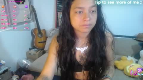 Amaia online show from 06-19-26, 01:15
