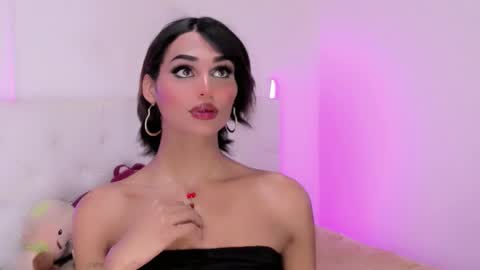 amal_baddel_ online show from 10-26-25, 02:34