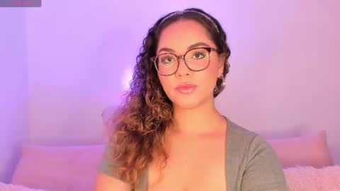 Snapshot of amalia_bennet chatting on 06-19-26, 03:49 amalia bennet online show from 06-19-26, 03:49