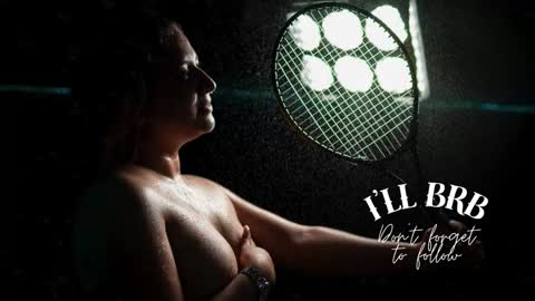 Amalia Im Back See you soon this January 7 at 10 pm Colombia time online show from 10-19-25, 09:48