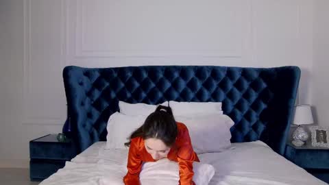Amalia online show from 01-30-25, 06:46