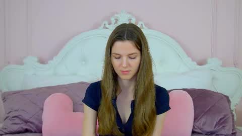 AmaliaLima online show from 06-18-26, 04:35