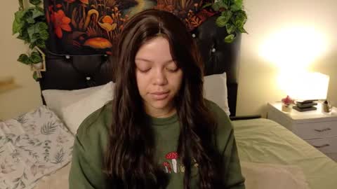         online show from 10-08-25, 12:03