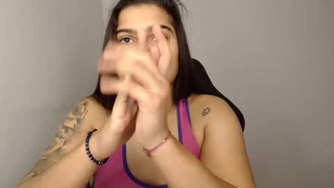 The queen of the biceps  online show from 01-10-25, 01:41