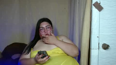 Snapshot of amanda_fetish chatting on 12-15-25, 07:18 amanda_fetish online show from 12-15-25, 07:18