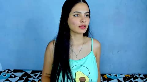 Snapshot of amanda_lorense chatting on 03-03-26, 03:56 Thalia online show from 03-03-26, 03:56