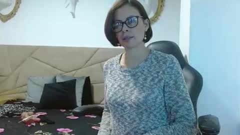 amanda_ramirez online show from 01-12-26, 08:03