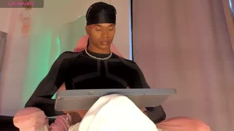 amandaa_fox_ online show from 06-20-26, 10:23