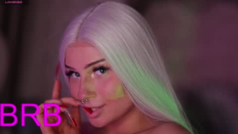 Amanda Farrell online show from 01-02-25, 05:50