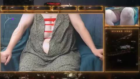 Amanda online show from 10-10-25, 06:18