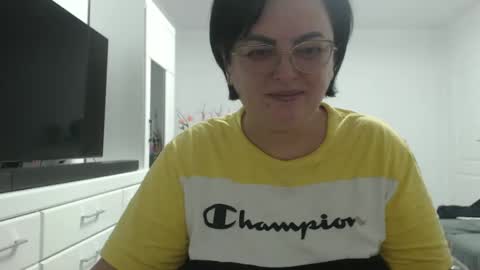 Snapshot of amandamuller1982 chatting on 12-09-24, 12:01 Anda online show from 12-09-24, 12:01