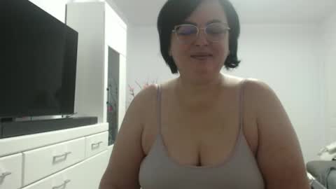 Snapshot of amandamuller1982 chatting on 01-16-25, 01:06 Anda online show from 01-16-25, 01:06