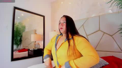 Miss Amanda online show from 10-05-25, 01:37