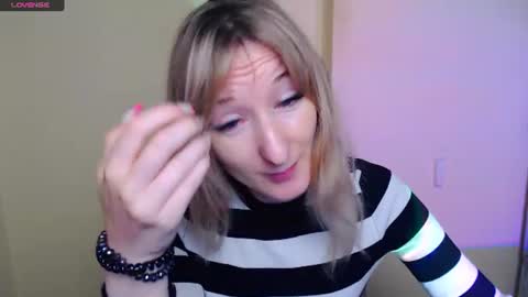 Amanda online show from 07-28-26, 07:04