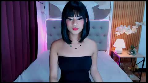 AMANDA online show from 06-21-26, 09:39