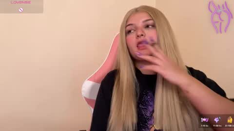Snapshot of amandhaaa chatting on 02-20-25, 06:57 Amandha online show from 02-20-25, 06:57