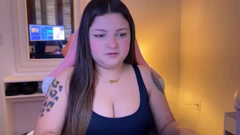 Snapshot of amandhaaa chatting on 09-16-25, 01:45 Amandha online show from 09-16-25, 01:45