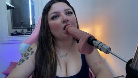 Snapshot of amandhaaa chatting on 10-11-25, 06:39 Amandha online show from 10-11-25, 06:39