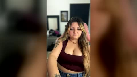 Snapshot of amandhaaa chatting on 07-16-26, 12:16 Amandha online show from 07-16-26, 12:16