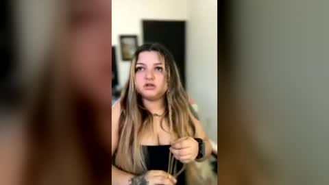 Snapshot of amandhaaa chatting on 07-18-26, 03:05 Amandha online show from 07-18-26, 03:05