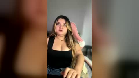Snapshot of amandhaaa chatting on 07-27-26, 11:50 Amandha online show from 07-27-26, 11:50