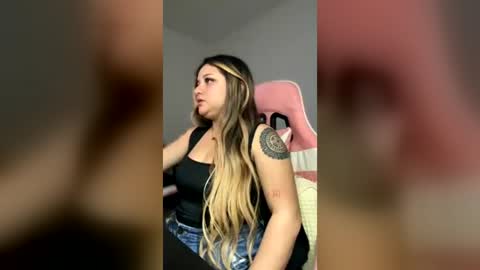 Snapshot of amandhaaa chatting on 07-30-26, 11:59 Amandha online show from 07-30-26, 11:59