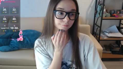 Mila online show from 12-23-24, 11:25