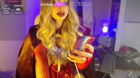 amapola_hs online show from 10-08-25, 11:57