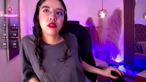 amara_davis1 online show from 12-01-25, 03:44