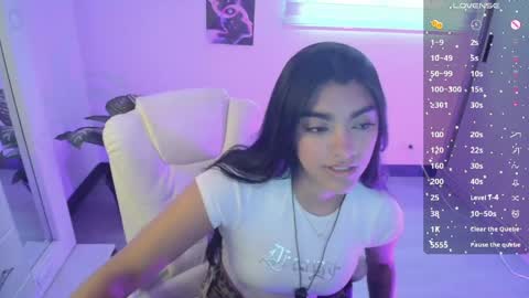 Snapshot of amara_silk chatting on 05-24-26, 06:13 amara_silk online show from 05-24-26, 06:13