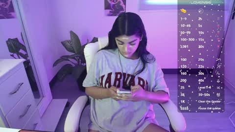 Snapshot of amara_silk chatting on 06-08-26, 10:10 amara_silk online show from 06-08-26, 10:10