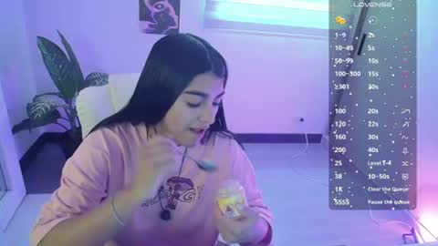 Snapshot of amara_silk chatting on 06-25-26, 07:18 amara_silk online show from 06-25-26, 07:18