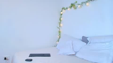Amara Vega  online show from 04-29-26, 05:30