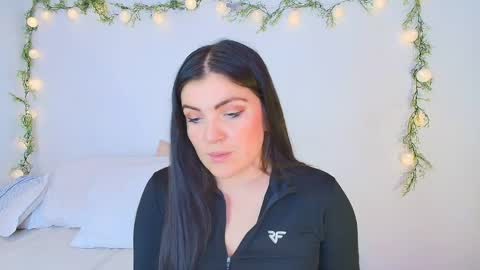 Amara Vega  online show from 05-01-26, 06:01