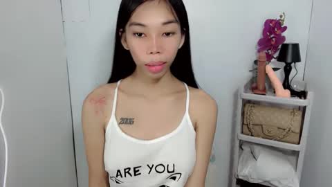 Snapshot of amarah_slut chatting on 10-31-25, 10:11 Amarah online show from 10-31-25, 10:11