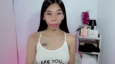 Snapshot of amarah_slut chatting on 11-12-25, 09:25 Amarah online show from 11-12-25, 09:25