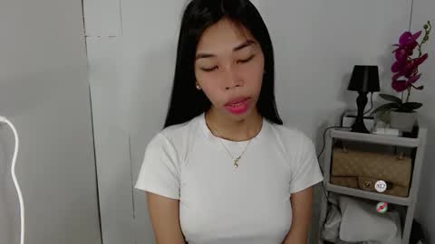 Snapshot of amarah_slut chatting on 11-26-25, 01:39 Amarah online show from 11-26-25, 01:39