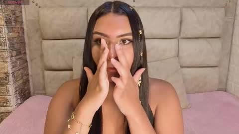 amarahanks_ online show from 12-19-25, 02:46