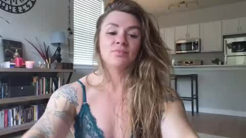 Snapshot of amarajezebel chatting on 10-05-25, 05:33 Amara Jezebel online show from 10-05-25, 05:33
