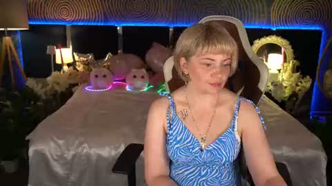 Sofia online show from 06-19-26, 07:17
