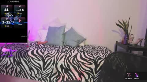 Snapshot of amarantha_naughty chatting on 03-06-26, 03:03 Amarantha online show from 03-06-26, 03:03